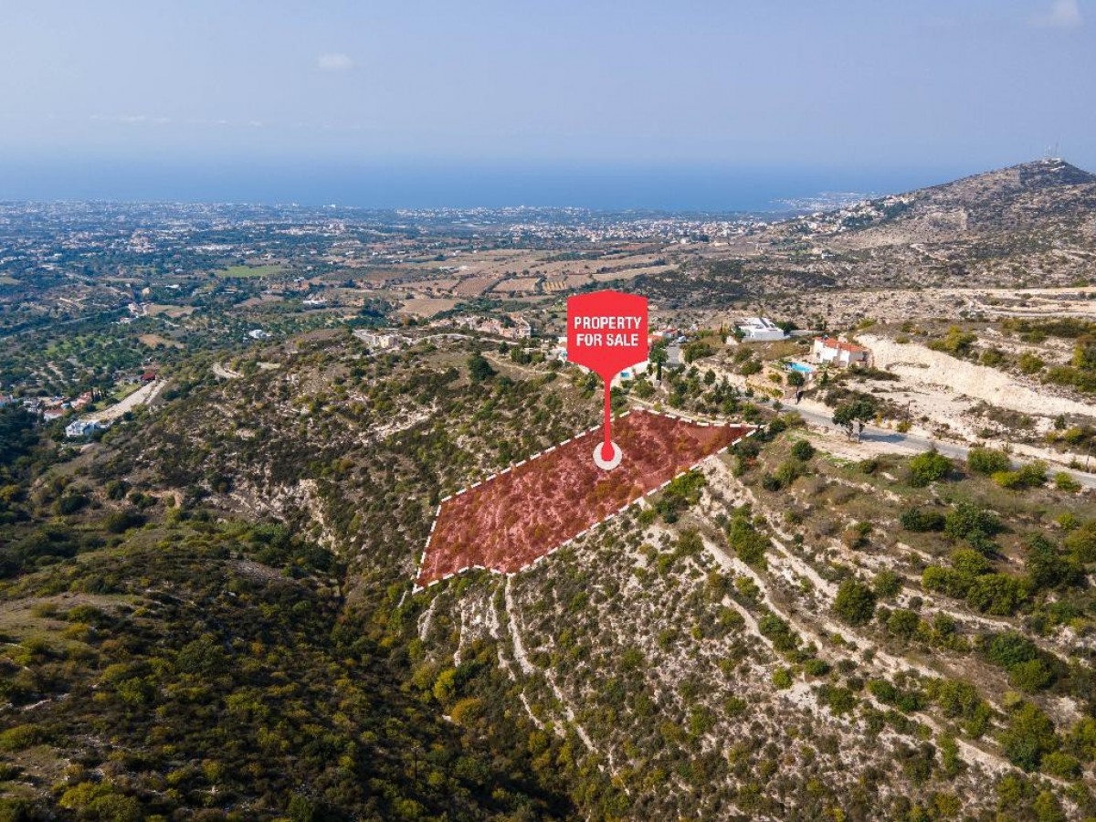 Land in Tsada - view 1