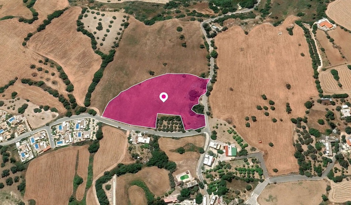 Shared Residential Field, Akourdaleia, Paphos