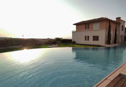 Kato Paphos, Paphos Apartment For Sale | DT1396