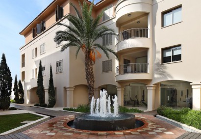 Kato Paphos, Paphos Apartment For Sale | DT1431