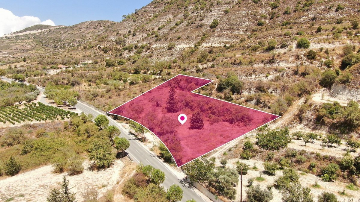 Praitori, Paphos Residential Land For Sale | DT2204