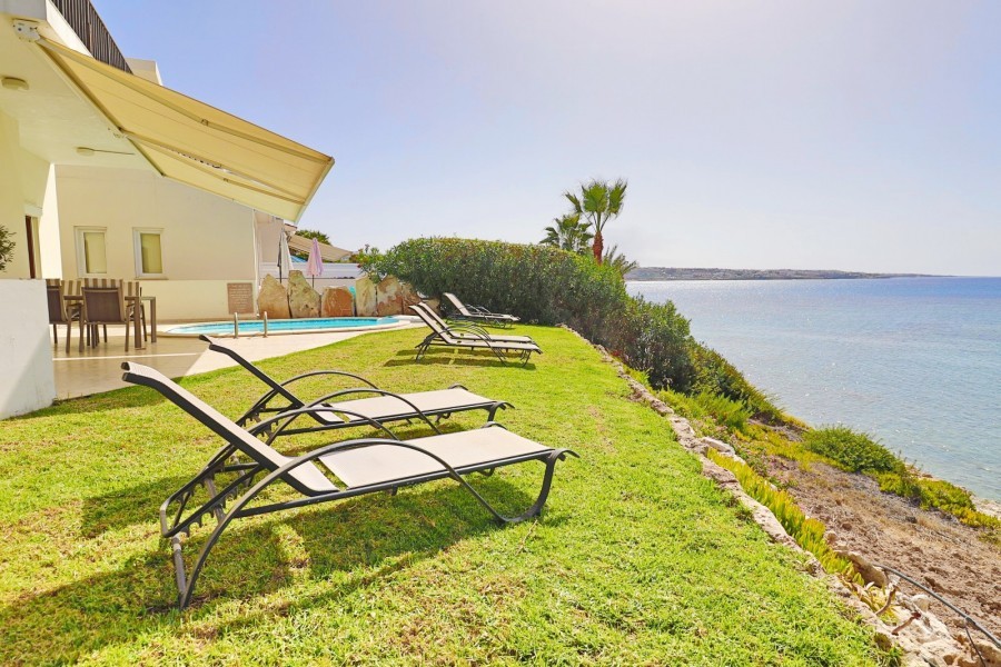 Peyia - Coral Bay, Paphos Detached Villa For Sale | DT2305
