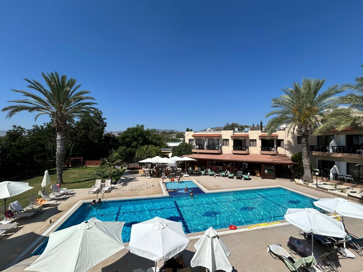 Hotel For Sale  in  Kissonerga