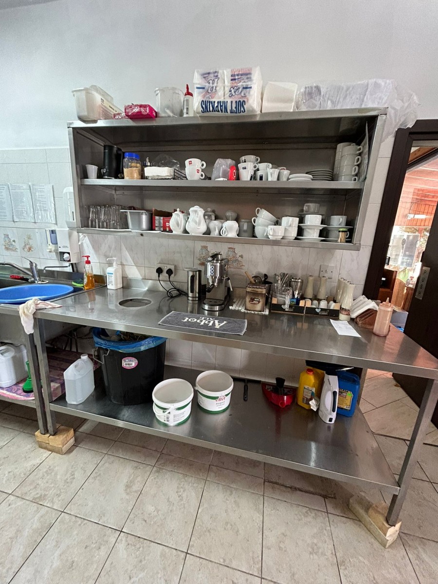 Hotel For Sale  in  Kissonerga