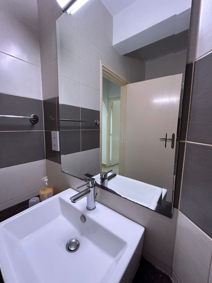 Hotel For Sale  in  Kissonerga