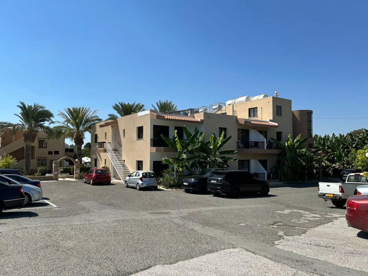 Hotel For Sale  in  Kissonerga