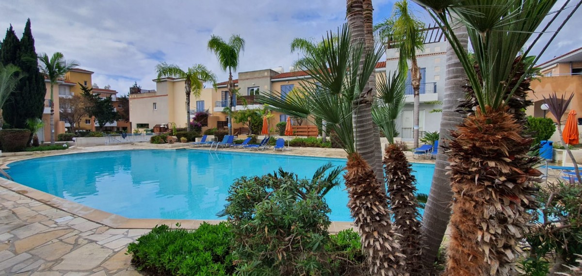 Kato Paphos - Universal Town House For Rent | DT2426