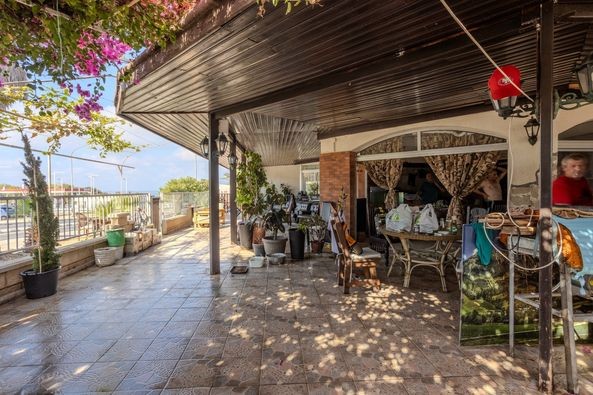 Business For Sale  in  Kato Paphos - Tombs of The Kings