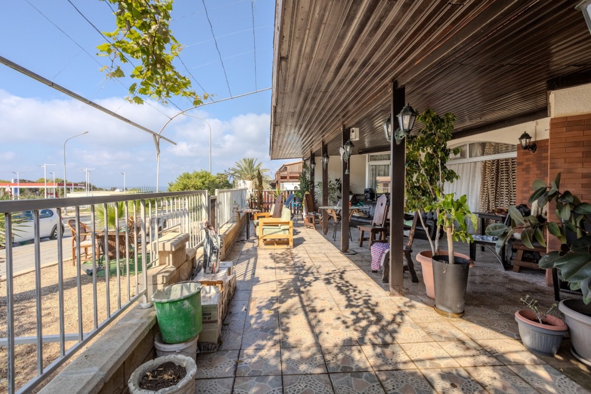 Business For Sale  in  Kato Paphos - Tombs of The Kings