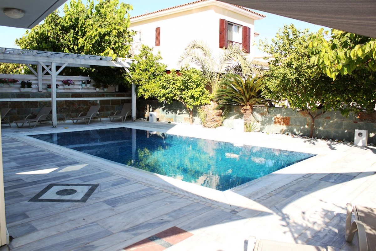 Detached Villa For Sale  in  Peyia - Coral Bay