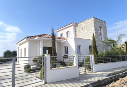 Peyia - Sea Caves, Paphos Detached Villa For Sale | DT2630