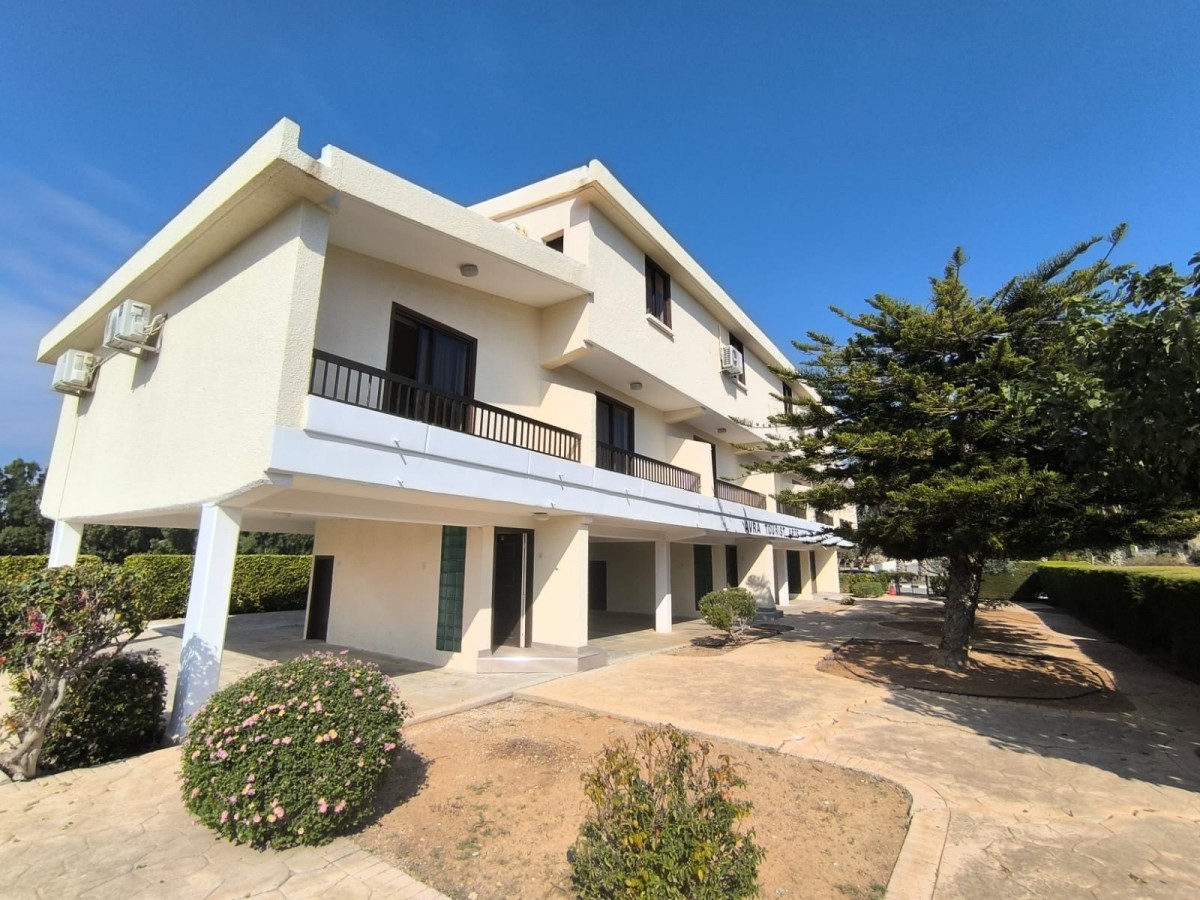 Building For Sale  in  Kato Paphos
