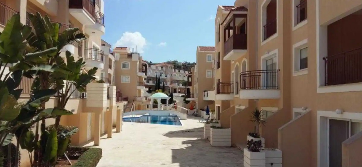 Detached Villa For Sale  in  Kato Paphos - Universal