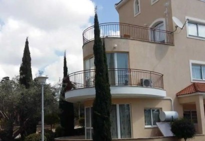 Kato Paphos - Universal Town House For Sale | DT2757