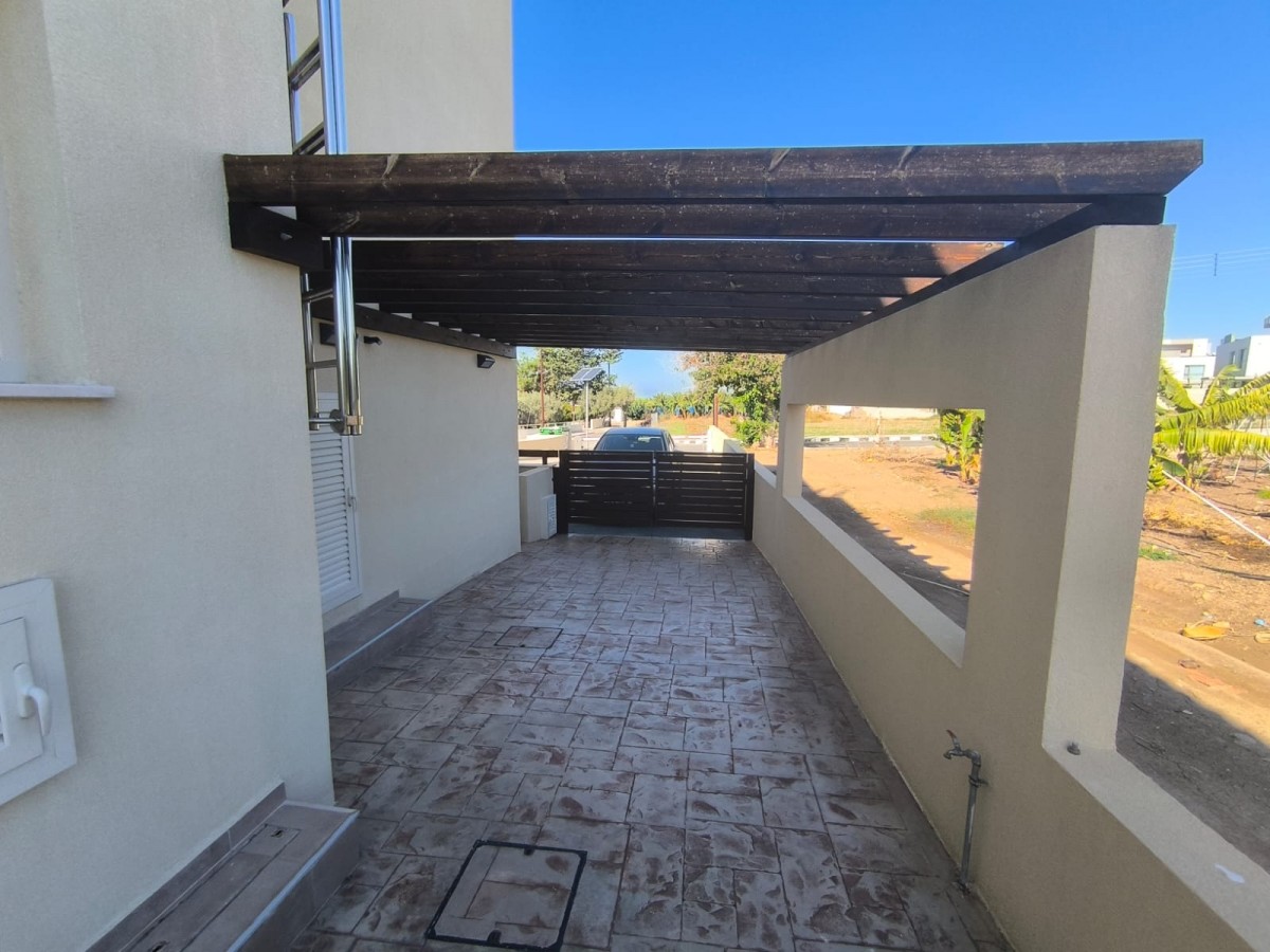 Detached Villa For Sale  in  Kissonerga