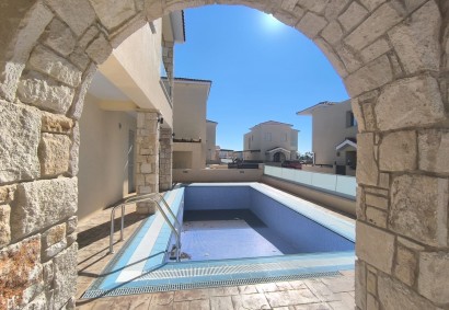 Kissonerga, Paphos Detached Villa For Sale | DT2773