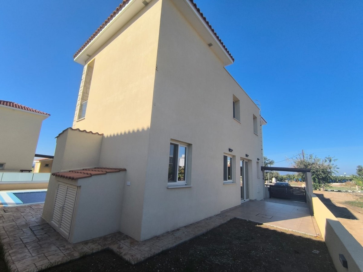 Detached Villa For Sale  in  Kissonerga