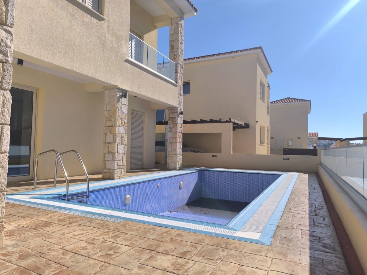 Detached Villa For Sale  in  Kissonerga