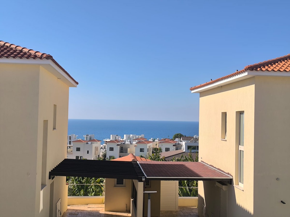 Detached Villa For Sale  in  Kissonerga