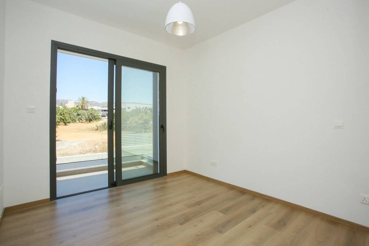 Semi Detached Villa For Sale  in  Mesogi