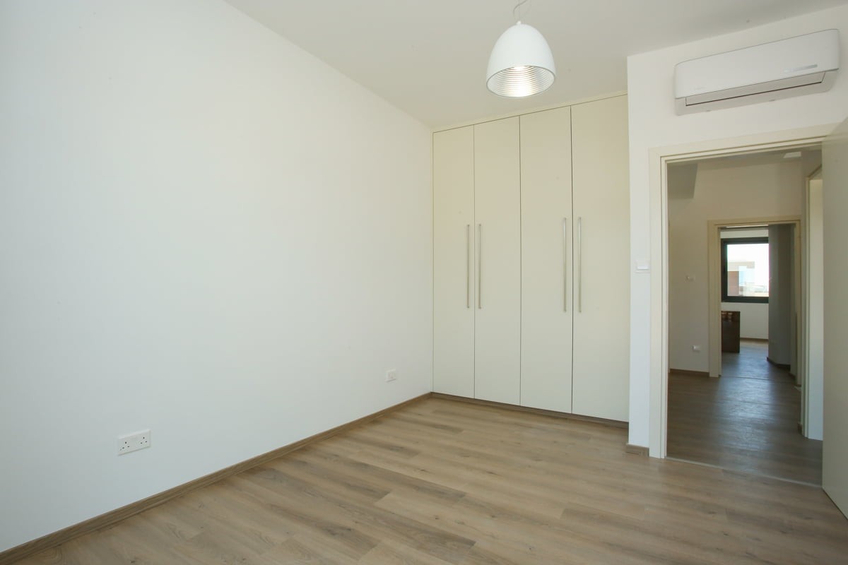 Semi Detached Villa For Sale  in  Mesogi