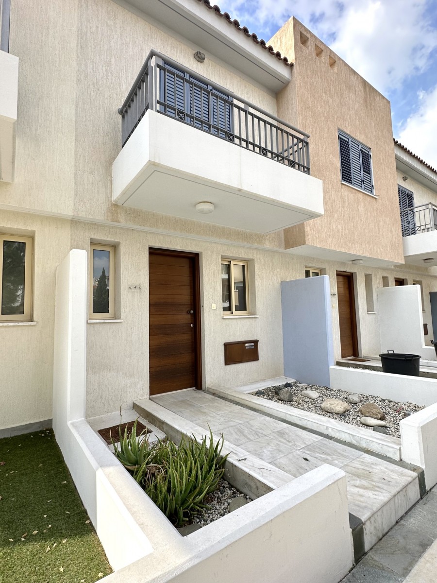 Kato Paphos - Universal Town House For Sale | DT2815