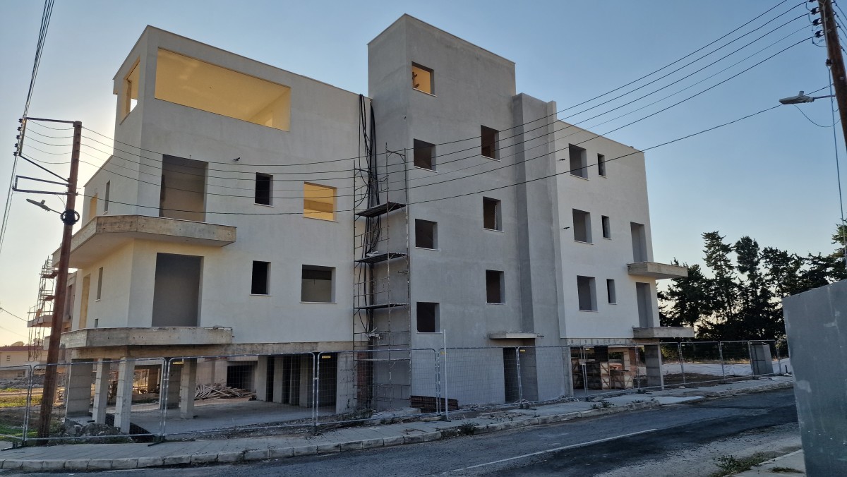 Apartment For Sale  in  Select Location