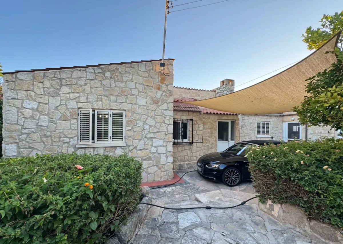 Detached Villa For Sale  in  Peyia