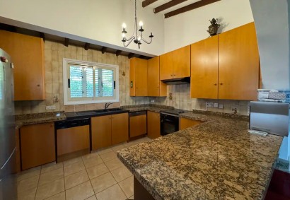 Peyia, Paphos Detached Villa For Sale | DT2869