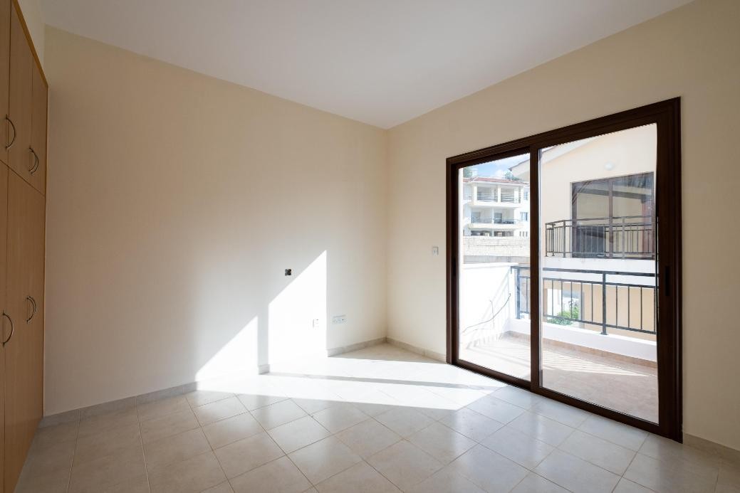 Town House For Sale  in  Peyia