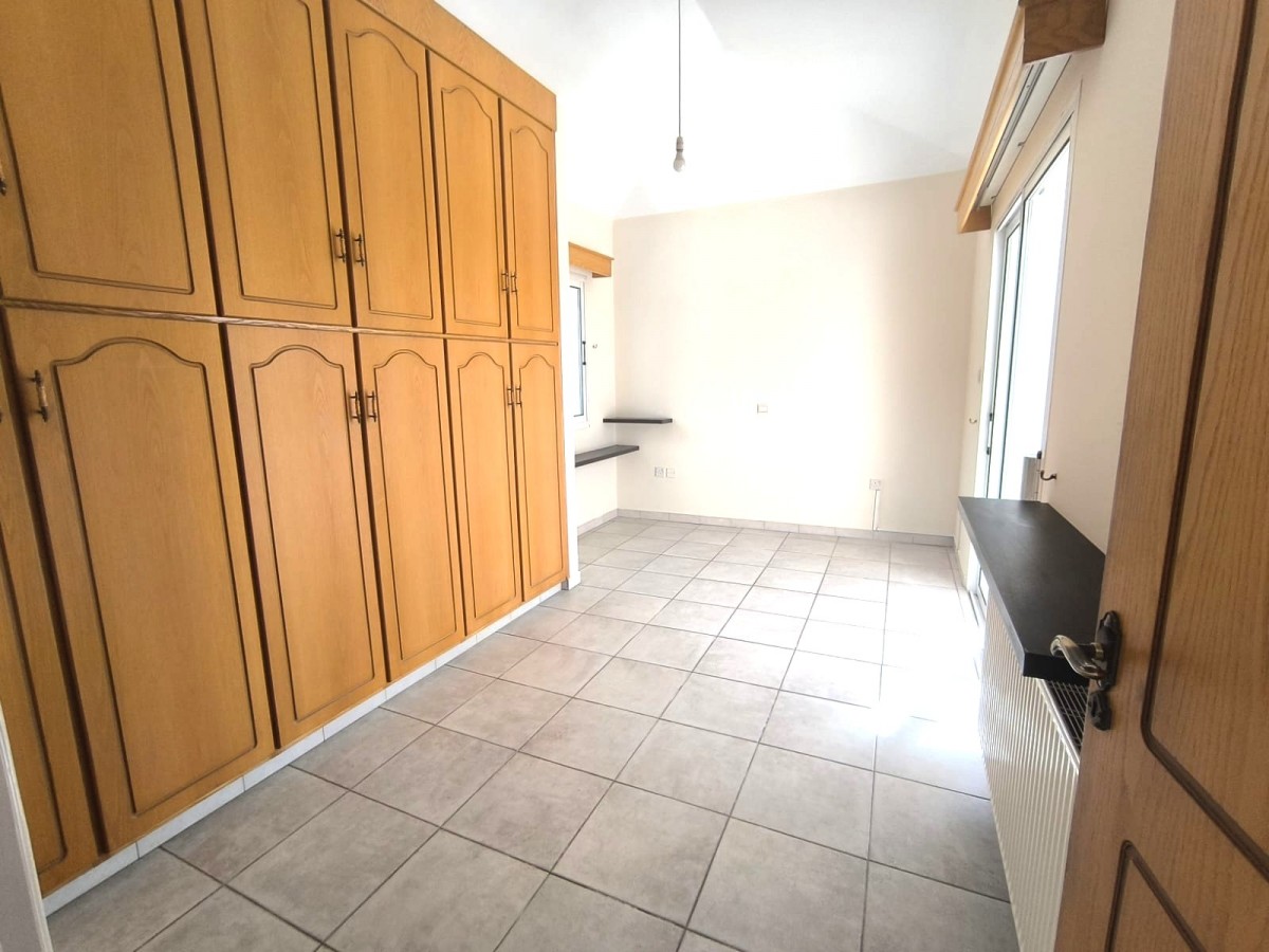 Detached Villa For Sale  in  Tsada