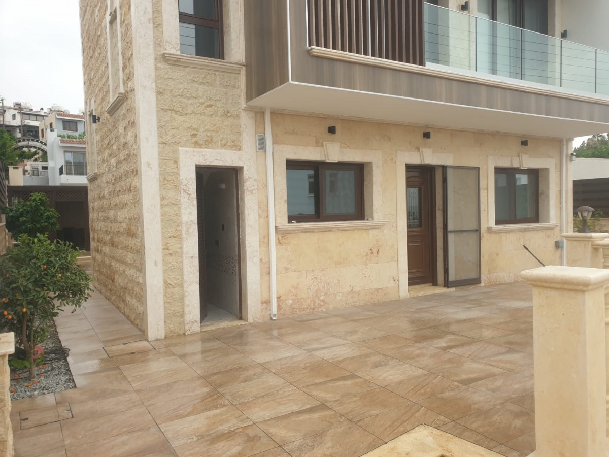 Detached Villa For Sale  in  Chlorakas