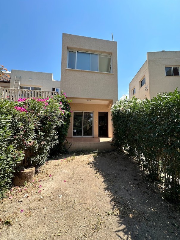 Detached Villa For Sale  in  Kato Paphos - Tombs of The Kings