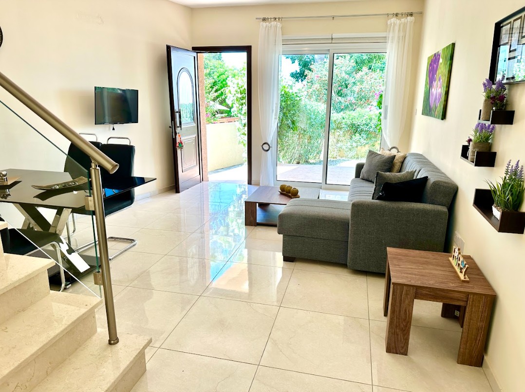 Detached Villa For Sale  in  Kato Paphos - Tombs of The Kings
