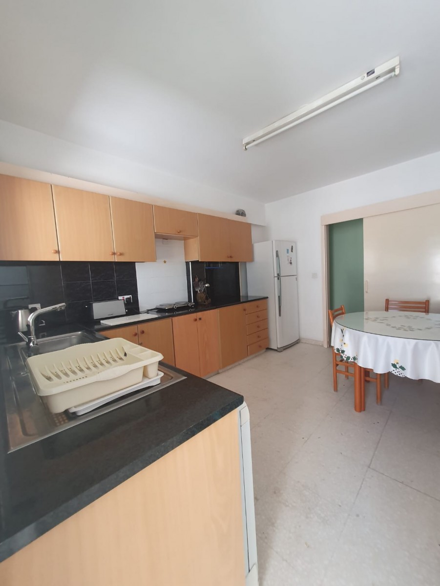 Apartment For Rent  in  Kato Paphos - Tombs of The Kings