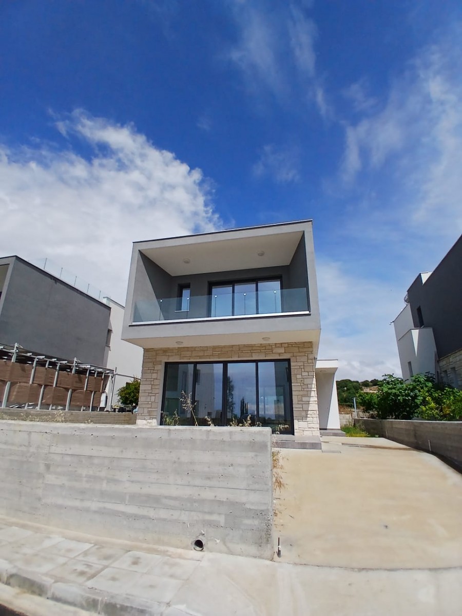 Chlorakas, Paphos Detached Villa For Sale | DT3312