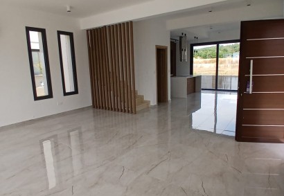 Chlorakas, Paphos Detached Villa For Sale | DT3312