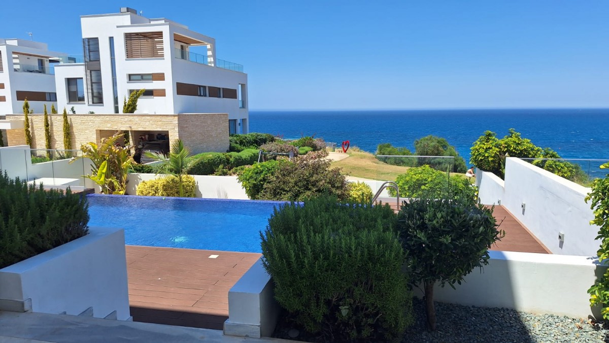 Detached Villa For Sale  in  Kissonerga