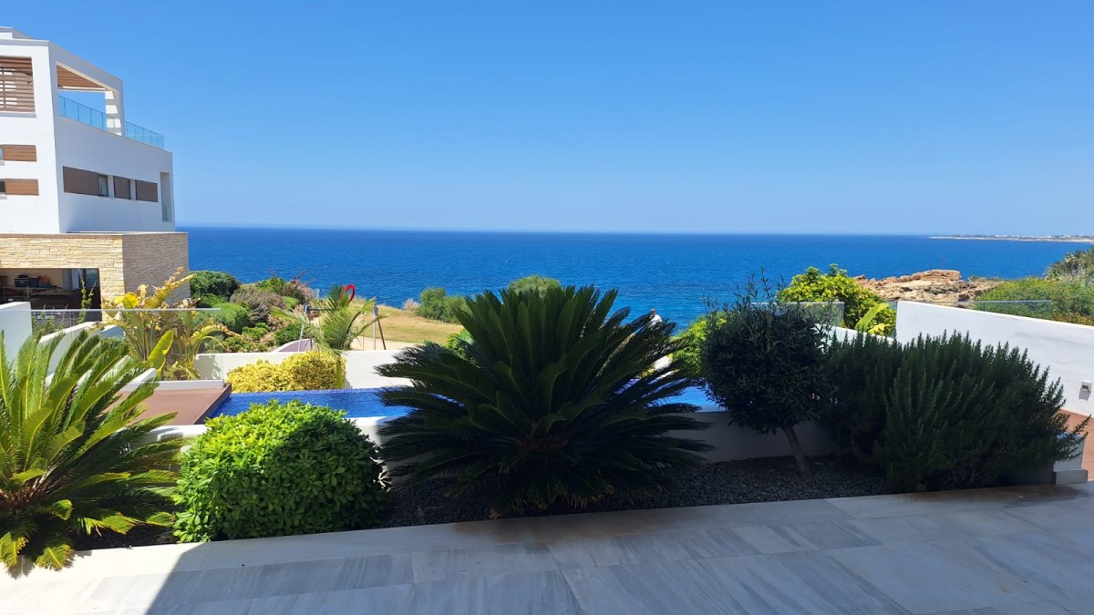Kissonerga, Paphos Detached Villa For Sale | DT3319