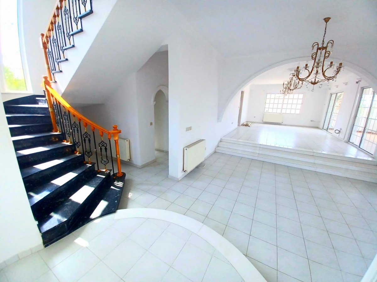 Detached Villa For Rent  in  Konia