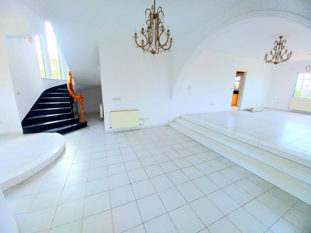 Detached Villa For Rent  in  Konia