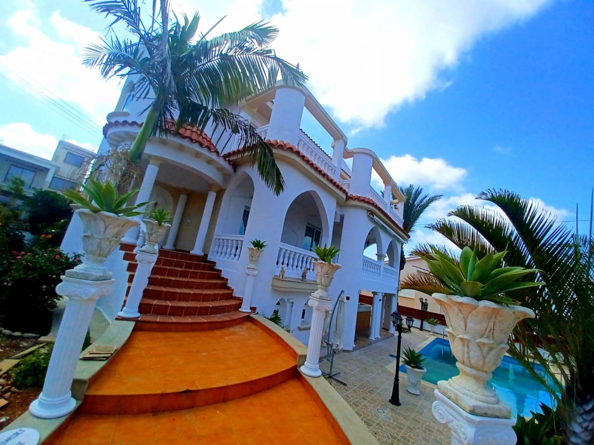 Detached Villa For Rent  in  Konia