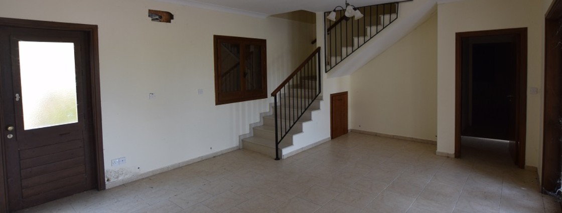 Detached Villa For Sale  in  Lysos