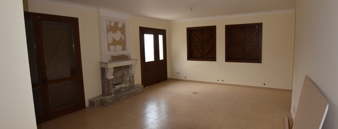 Detached Villa For Sale  in  Lysos