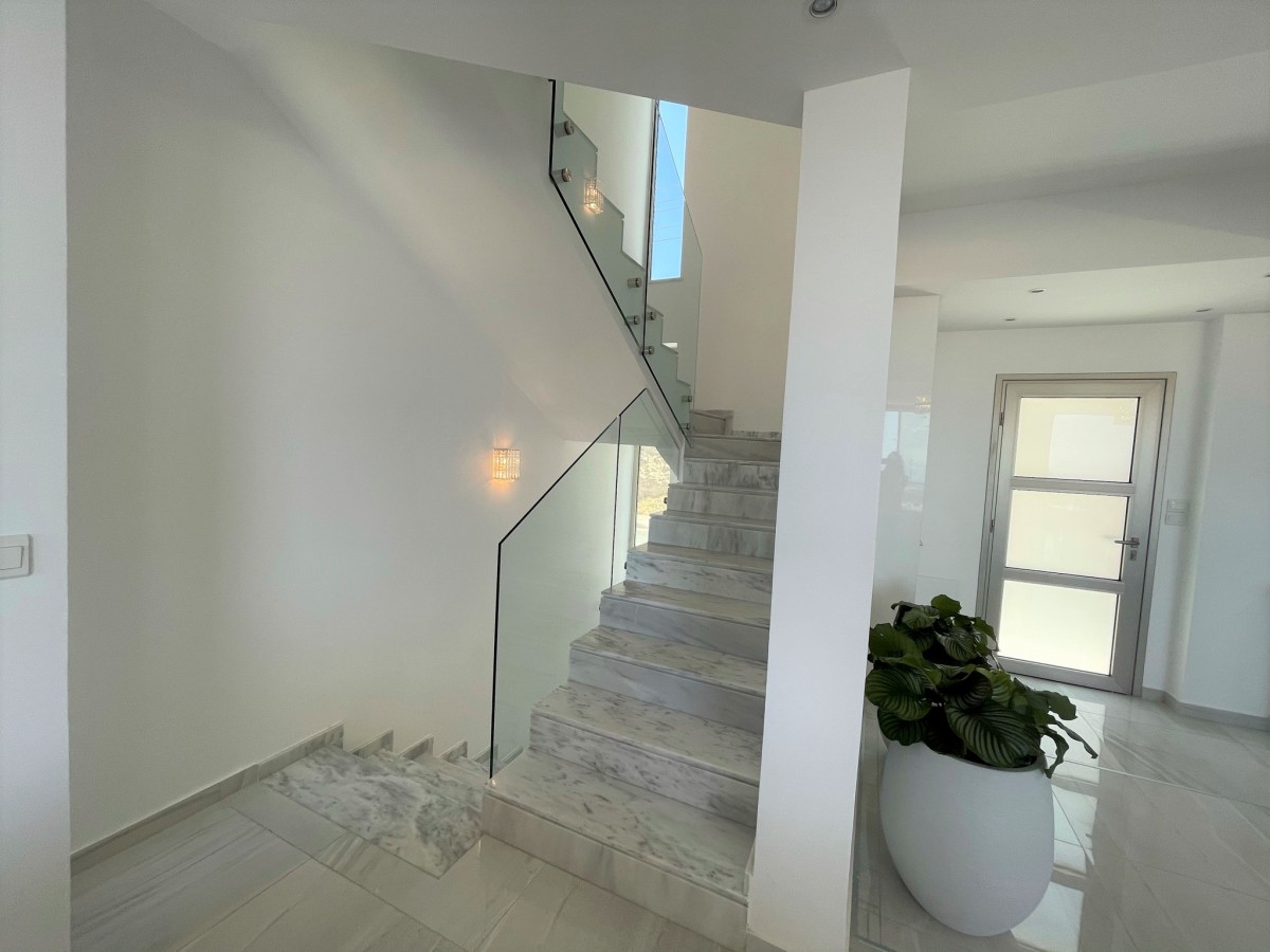 Detached Villa For Sale  in  Geroskipou