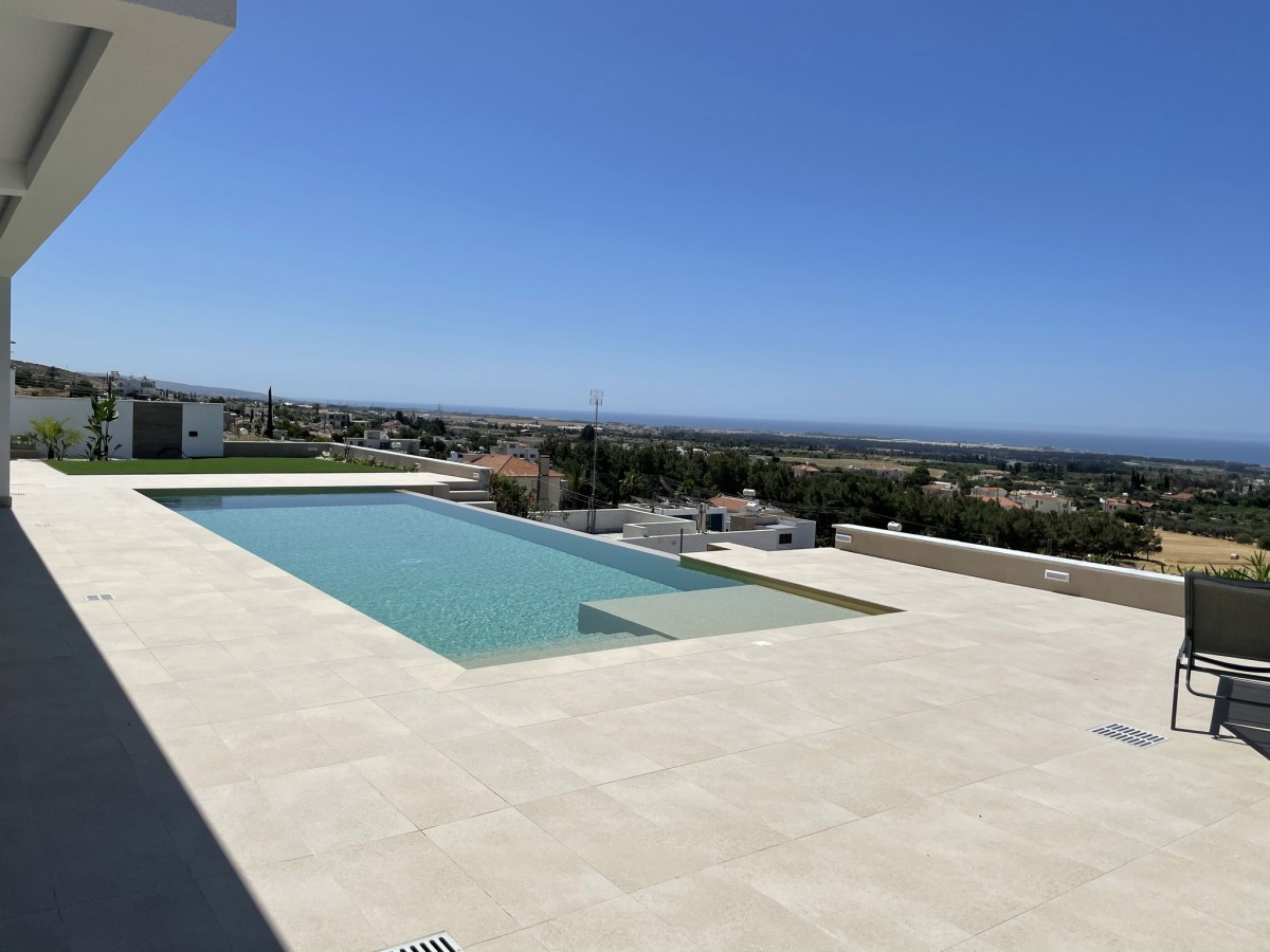 Detached Villa For Sale  in  Geroskipou