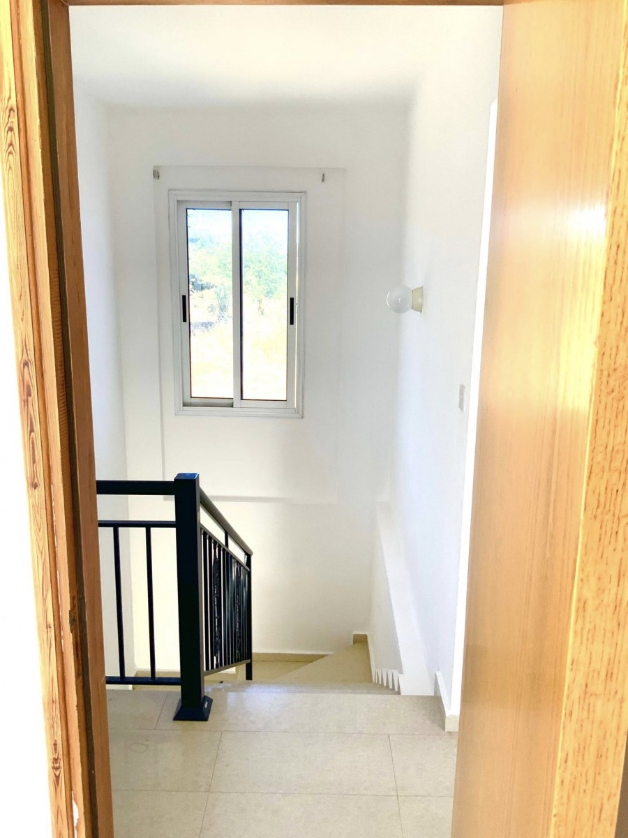 Detached Villa For Sale  in  Drouseia