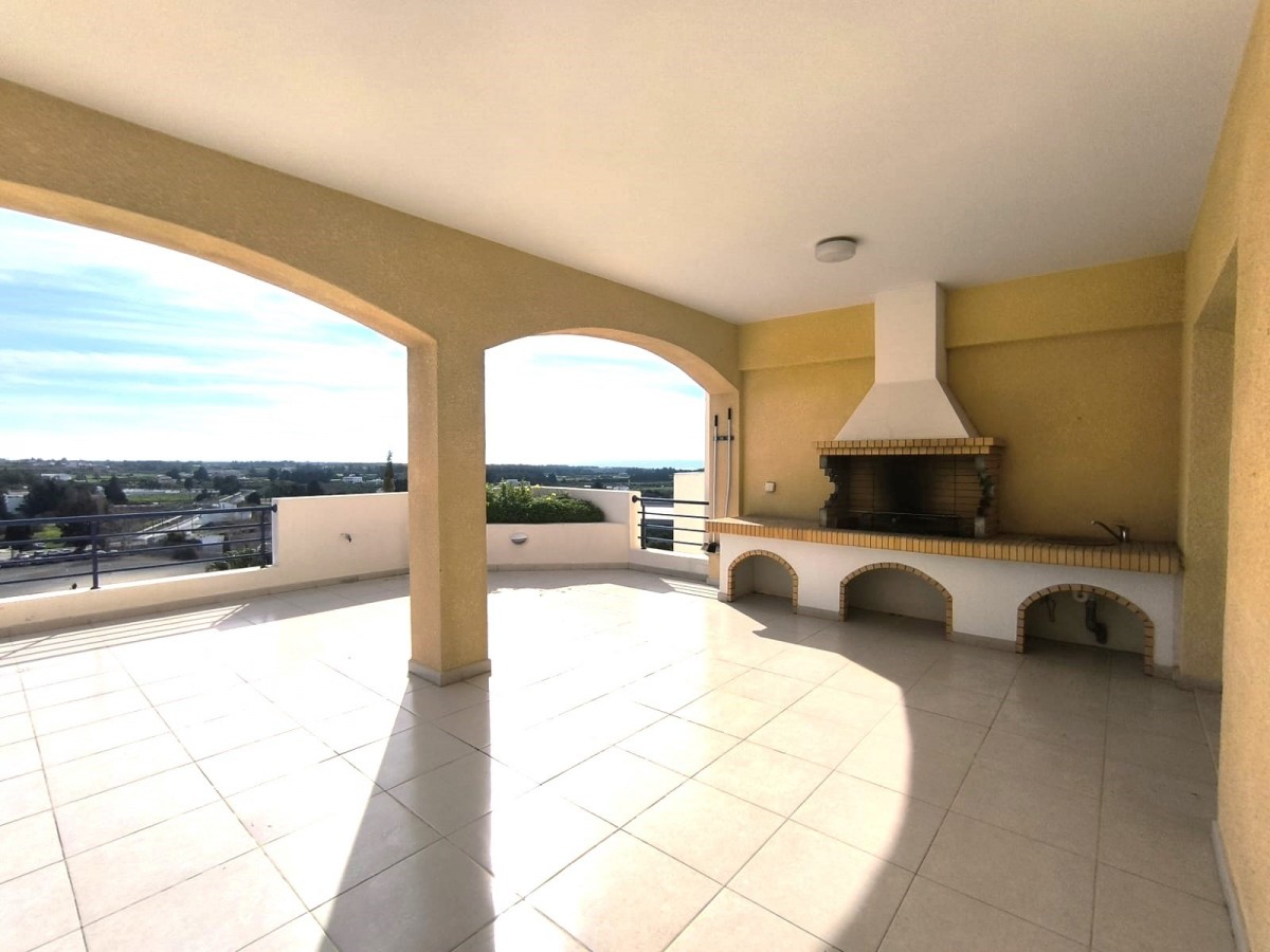 Penthouse For Sale  in  Geroskipou