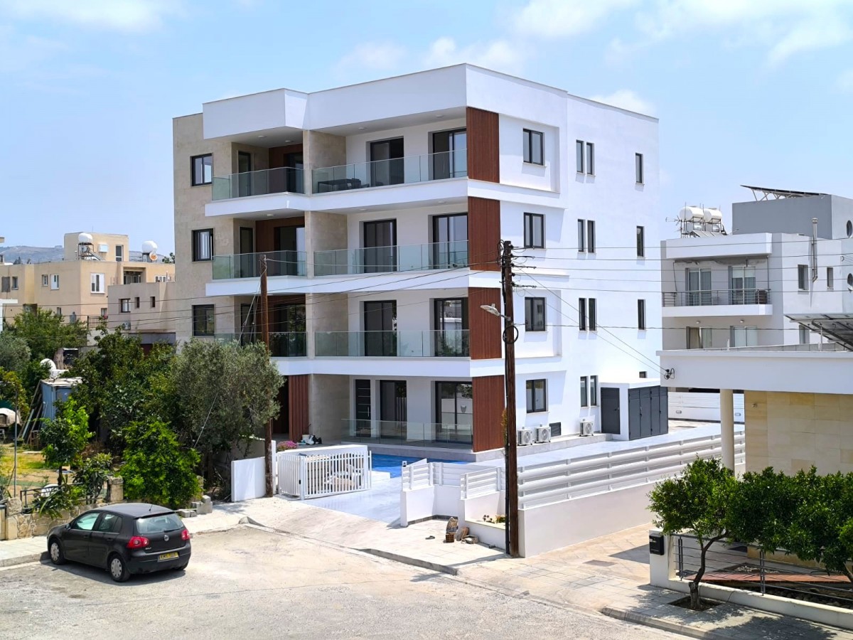 Kato Paphos - Universal, Paphos Apartment For Sale | DT2687