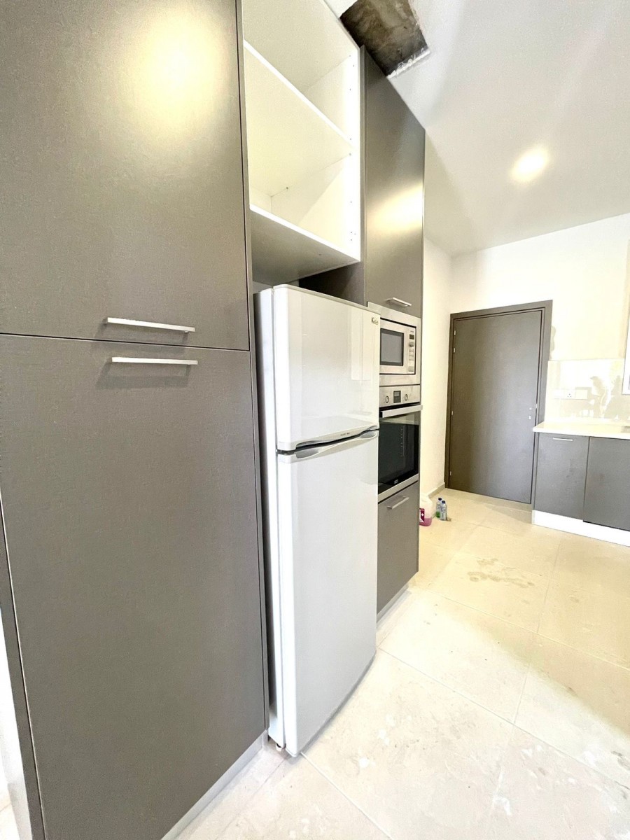 Apartment For Sale  in  Paphos Town